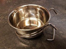 Rostfri skål att hänga på gallret 600ml