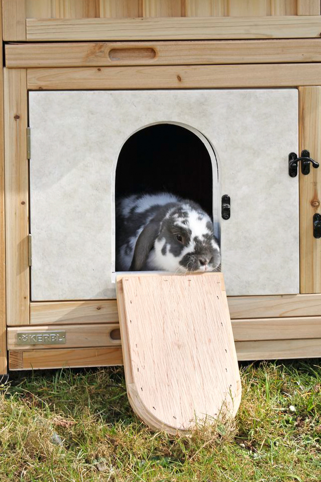 Rabbit Royal Kaninfort med isolerad bodel 119cm